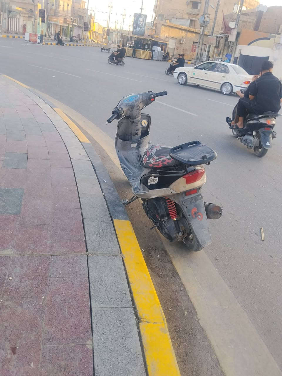 سلام عليكم دراجه ماكس ممنغولي للبيع دراجه نهضه ومعدل لا تبخر ولا تنضح عوزها بس سلف هندر بي وقت وين ما يعجبك روح بيها رايدها 400 وبيها مجال لطيبين مكاني سوق الشيوخ رقمي *********** المو شراي لا يراسل وتفاصيلها كاتبهن بل منشور لا اطب وتكلي شنو التفاصيل
