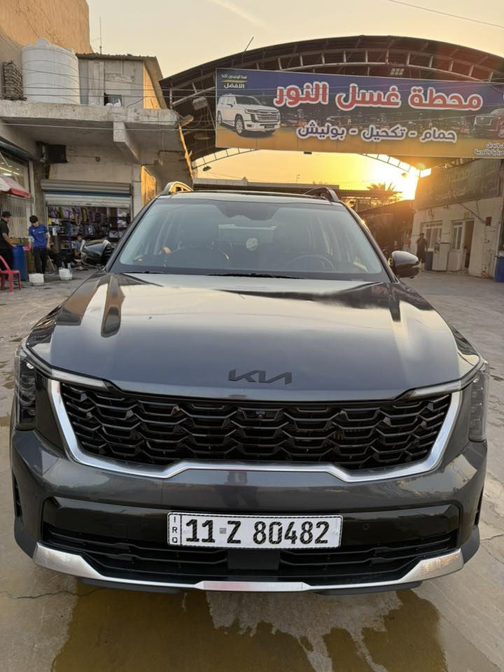 السلام عليكم سياره داخله بكتاب شهداء بسمنه وحاضرين ل اي ظمان مرقمه بغداد وكامله

سعره 240 وبيه مجال للشراي

سورنتو 2025

فئه اكس لاين اس اكس فوول

حادثه تبديل بنيد وجاملغ بدوون دكة جاكوج 
ماشيه 16 

صور امريكا  مرفقه بالمنشور

‏‎مواصفاتها :-

‏‎1. محرك 2500 ( TURBO)

‏‎2. بصمة : تشغيل - ابواب - صندوك

‏‎3. صندوك كهرباء

‏‎4. شاشة كبيرة على طول الدشبول تدعم كاربلاي واندرويد اوتو وفول تحكمات

‏‎5. كيجات الكترونية متغيرة حسب الوضعيات

‏‎6. انظمة القيادة : سبورت - سمارت - نورمال

‏‎7كشنات جلد 

‏‎8.كراسي كهرباء فول تحكم 

‏‎9. اضواء ترحيب عند الاقتراب مع ترحيب داخلي عند الصعود او المغادرة

‏‎10. شحن وايرليس

‏‎11كشنات Vip منفصله

12.منافذ تايب سي  في الكشنات 

‏‎13. هاند بريك بصمة

‏‎14. اوتو هولد

‏‎15. كامرات 4 - 360

‏‎16. فول رادارات امامية وخلفية وجانبية

‏‎17. تحديد مسار ذكي

‏‎18. قيادة أليه ذكية

‏‎19. نقطة عمياء

‏‎20. كروز سرعة

‏‎21.  وتدفئة كشنات 

‏‎22. ويل كب حجم 20 وحساس اطار  

23.اشاير بالمري

‏‎24. تشغيل عن بعد

‏‎25. شاشة لمس متغيرة لتحكم الميديا او لتبريد

‏‎26. ستيرن فول تحكمات

27.حساس خلفي امامي

بعد بيها مواصفات 

مكان السياره بغداد بلديات

بيع او مراوس ب اقل

للاستفسار / ***********
