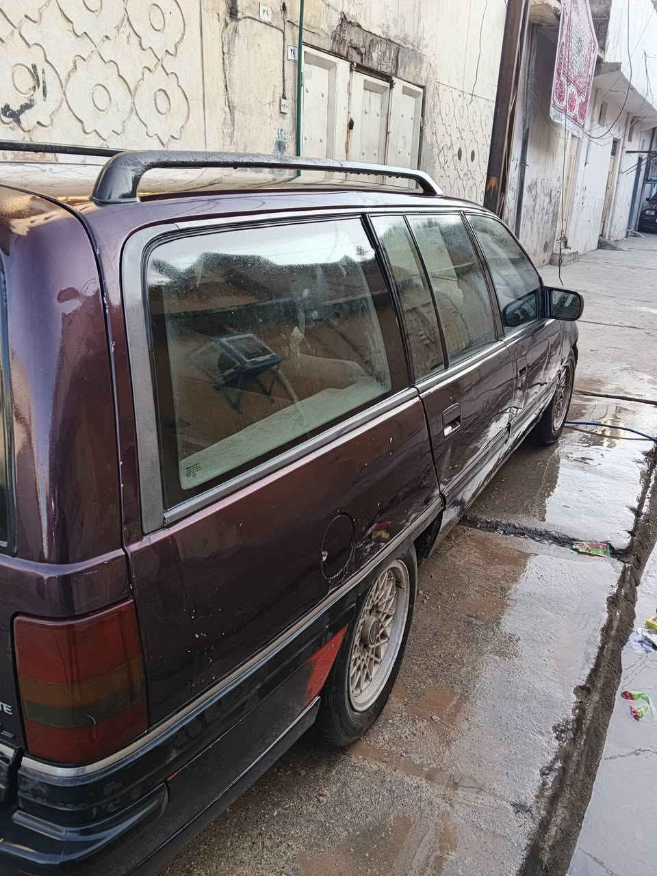 اوميكا حجم 20 سنوية جديدة بأسمي لي 2028 
السعر 35 وبيها مجال
 للاستفسار مراسلة الصفحة أو الاتصال على الارقام التالية
***********
***********
