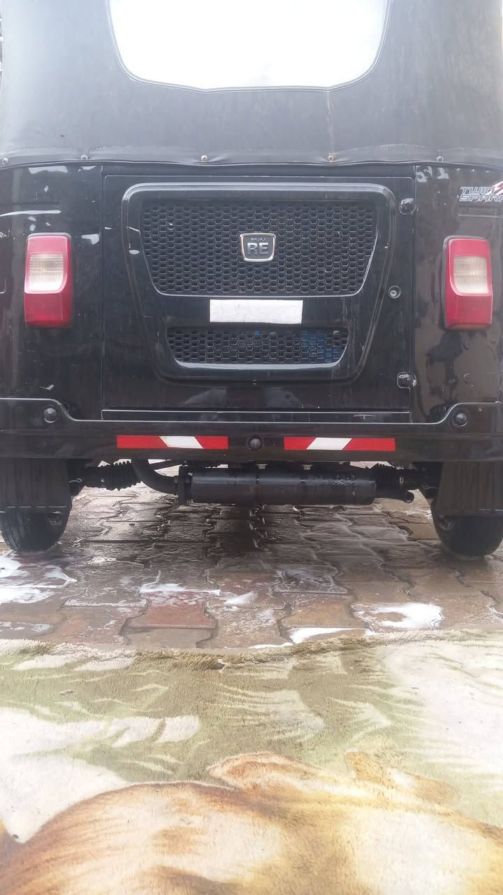 تكتك موديل 2022 شهر ١١ رقم وسنويه تحويل ثاني يوم  بيهة طخه قليله بصفحه ***********
