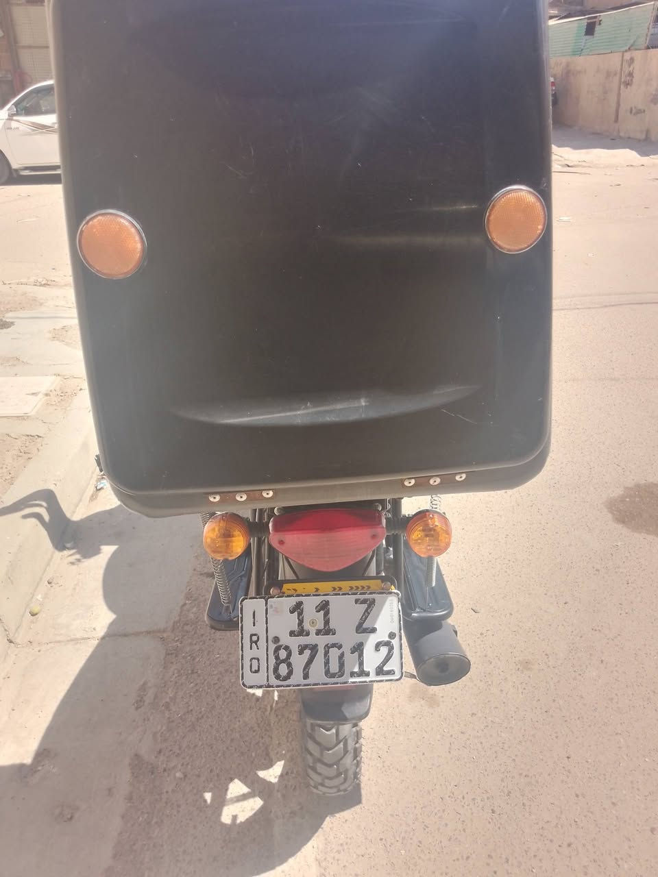 بوكسر جبلي موديل 23اب شهر ال7 نزول 24
رقم انكليزي تحويل ثاني يوم 
الدراجه المكينه ما مفتوحه بس بيه خيط تبخير 
كهربائياته شغله 
سعره 2100
مكاني بغداد الجديداه 
***********
