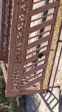 طقم خشب • نضافه ٩٠٪ • الديوانية قضاء الشافعيه