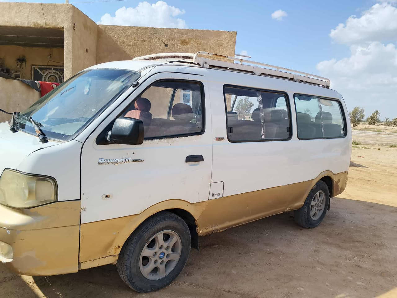 سلام عليكم منغولي مسكر للبيع 2004 بس شادلهه محرك مفتوح هسه بي تبخير هيئه ومرور مصفره لل2028 بسمي شرط مداور ثاني يوم مكاني حله دبله بسوك دوهان  ***********
