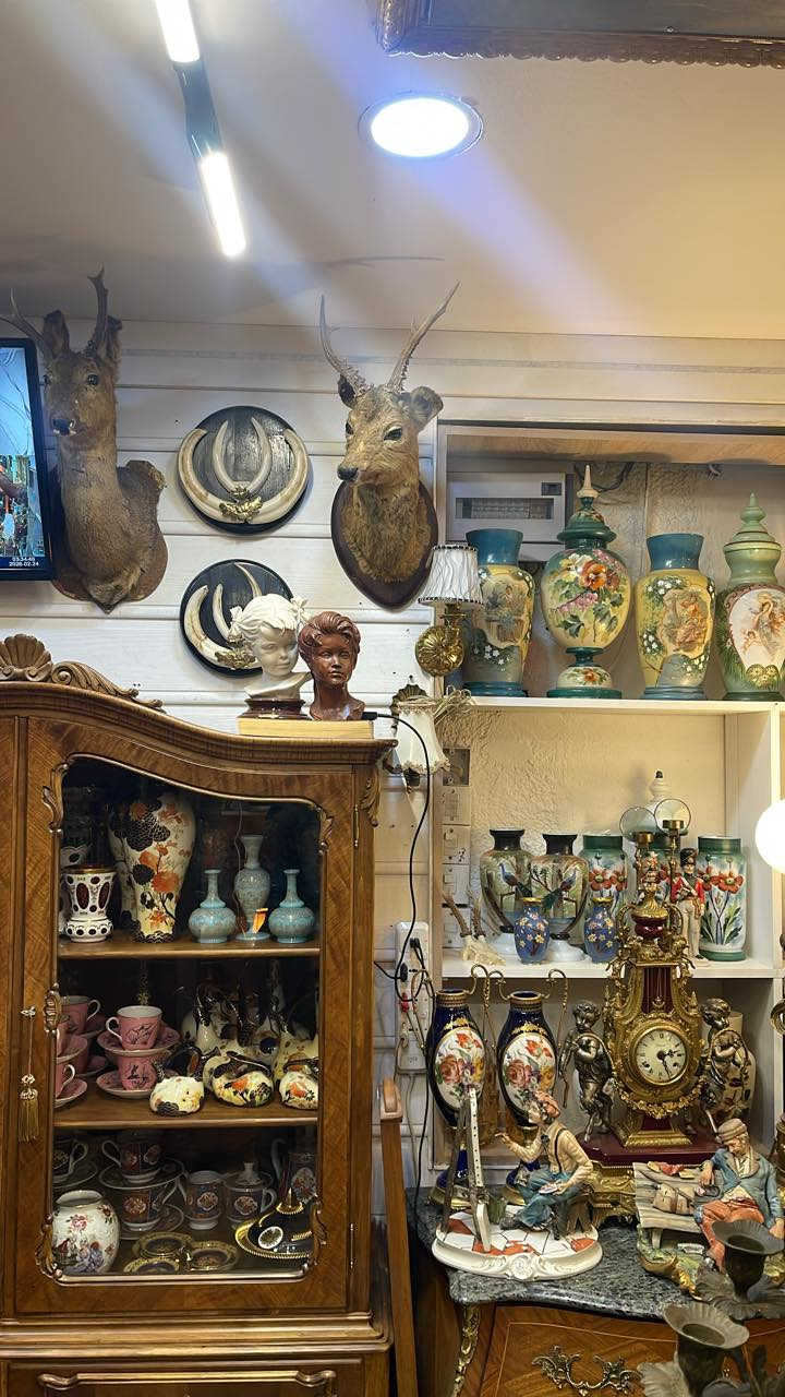 مجموعه من التحف الطبيعي الكندي قديم محل سليمانيه  سروري توصيل موجود *********** وات ساب
