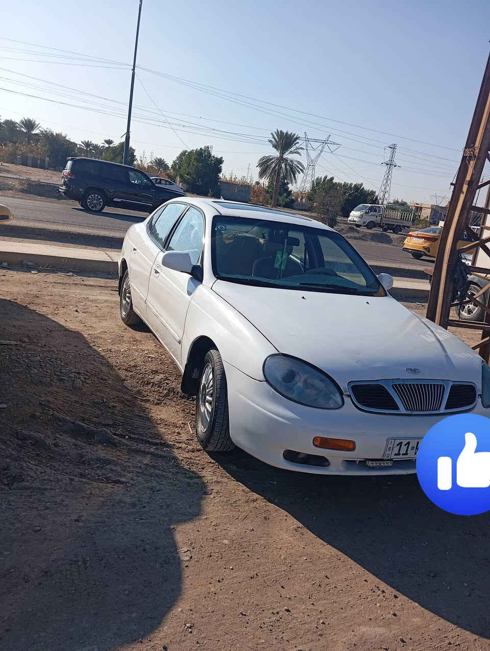 سياره لكنزة للبيع موديل 99السعر (50)الأضرار الي بيها جاملغ وباب خلفي صبغ وسياره كامله من كلها تبريد شغال محرك (2000)رقم الهاتف *********** و***********
