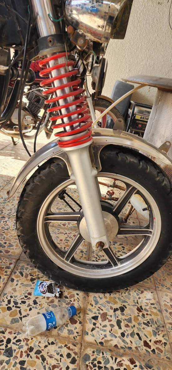 سلام عليكم جمره موديل 23 وشادله محرك 24 مكان ستوته مجر الكبير رقم الهاتف ***********سعر مليونين وربع
