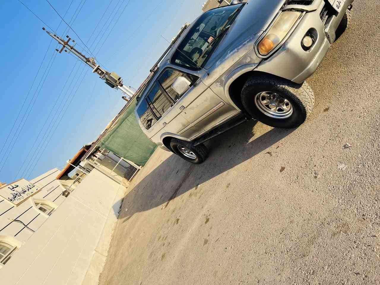 السلام عليكم مستبوشي ناتيفيا للبيع موديل 2000 السيارة كير عادي كير محرك خير من الله السيارة بيها جراد مثل ماموضح عدكم الرقم دهوك شرط التحويل السعر57 وبيها مجال بسيط  مكان السيارة بغداد لاستفسار اتصال او تساب ‭0776 421 1359‬
