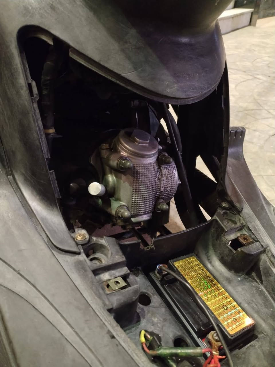 السلام عليكم ..ماكس عدله120 للبيع ختم واحد كهربائيات كامله محرك نظيف شعلة ومعدل أوراقها كامله  السعر 550 مكاني الدوره ***********
