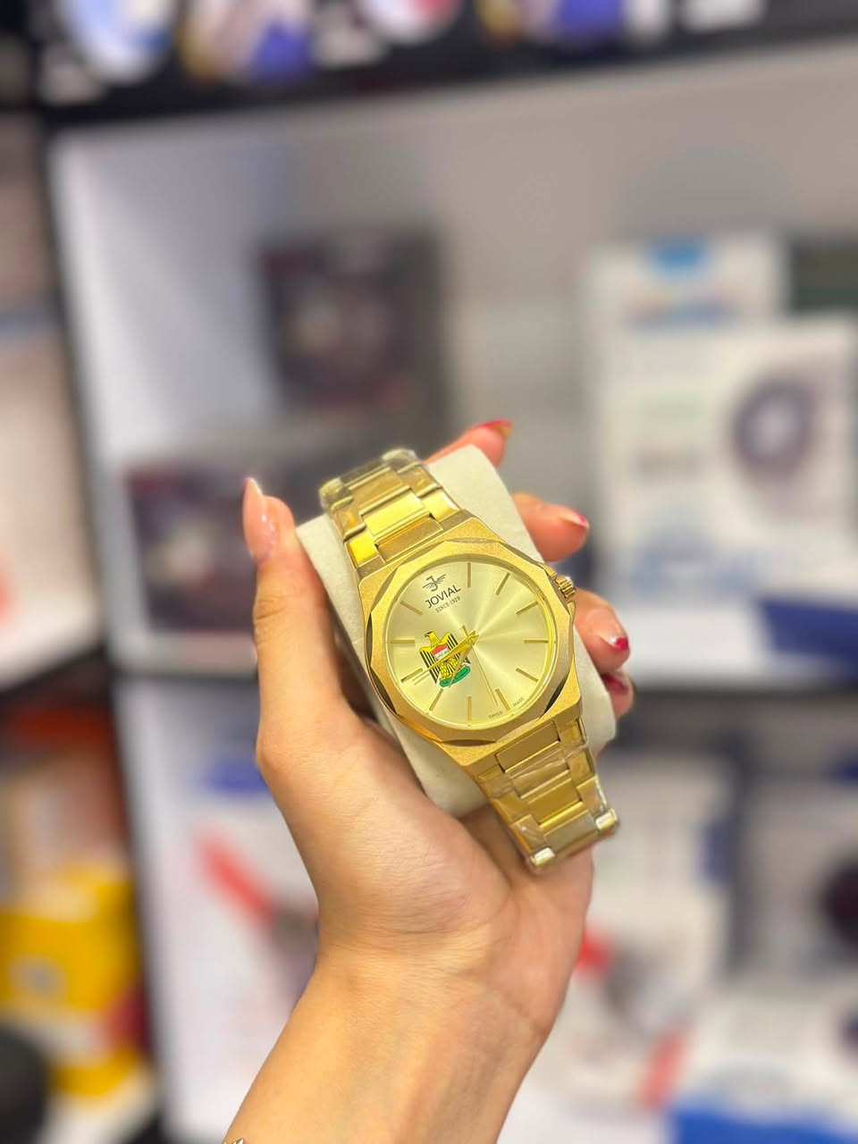 تخفيض اخر قطع 🔥( مجموعه من ساعات الـ اوتو ماركات مختلفه تعرض تفاصيل التقويم الكامل (السنة، الشهر، التاريخ، واليوم) القطعه 30 الف واصل لبيتك


**إذا كنت صاحب هذا الإعلان وتريد حذفه لأي سبب، رجاءا أرسل رسالة إلى الدعم الفني**