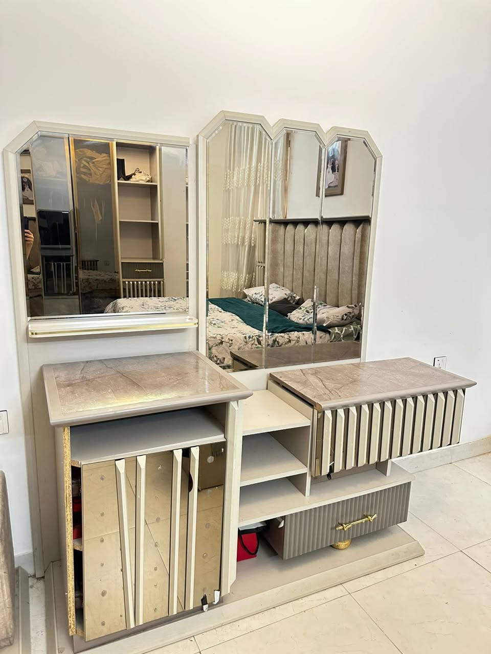 غرفه ٩ قطع للبيع السعر ٩٠٠


**إذا كنت صاحب هذا الإعلان وتريد حذفه لأي سبب، رجاءا أرسل رسالة إلى الدعم الفني**