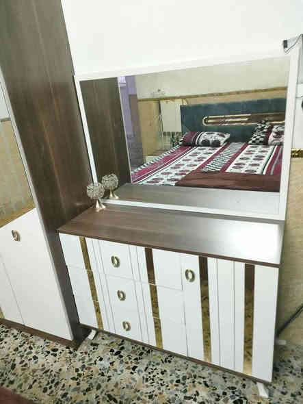 غرفة نوم تركي 
العدد 6
السعر 500
شد🪛 ونقل🚛 داخل بغداد مجاني
واتساب : ***********
