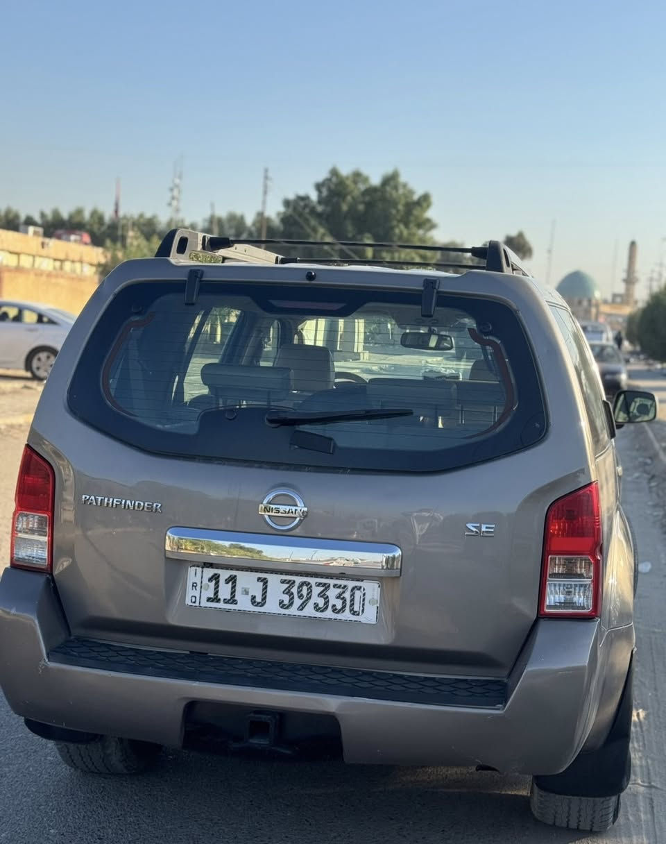 سلام عليكم ورحمة الله وبركاته نيسان باثفندر 2008 امريكي كلين تايتل بدون ضربه بدون تبديل بدون صبغ عدا شبرين في الباب الخلفي فقط سياره فول مواصفات عدا البصمه دشبول ارمادا تبريد ٣ قطع كشن جلد كشن كهربائي سكليتر كهربائي جنطه شفط فول سياره ؏َ وضع الشركه مكينه توني مبدلها جديده جاهزه السياره متصرف عليها ولاربع السعر 103 وبيه مجال ***********
