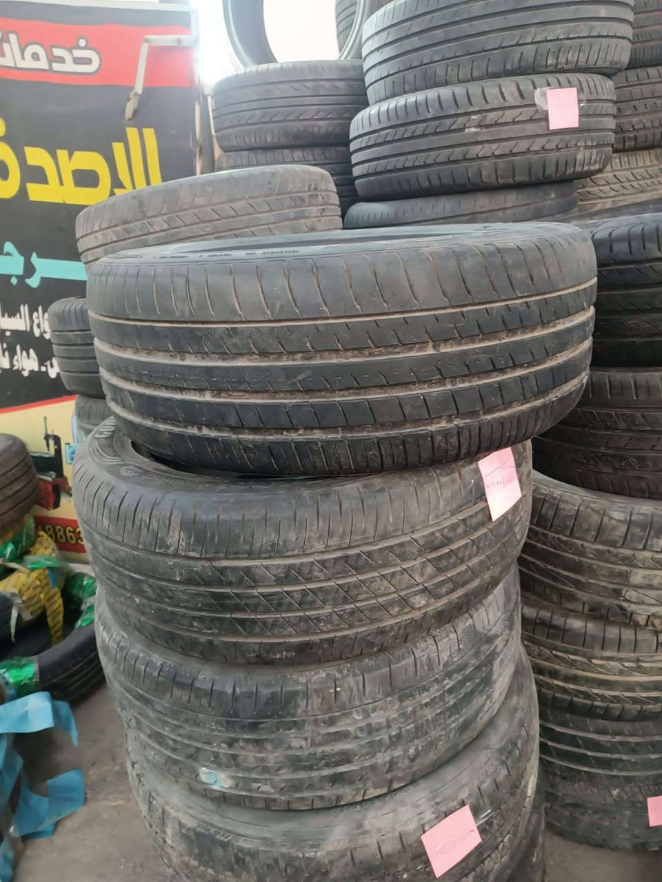 سلام عليكم وصلتنه تايرات باله ياباني نضافه فول اخو جديد سعر لتك  25لف زوج  50الف موقعنه شعب شارع لتجار قرب كليه الامام الكاظم قياسات انواع القياسات متوفره لنتر فورتي سيراتو سمند اكسند اوبترا بيجو كيه حمل ***********
