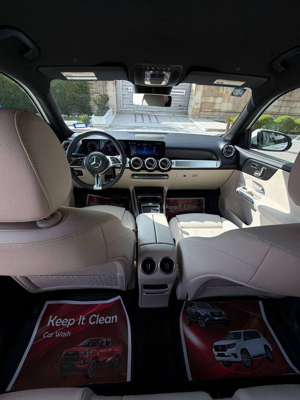 🚗 للبيع
Mercedes-Benz GLB 250 2024

🌍 –  بغداد - حي العدل

•   🛣️  المسافة المقطوعة    ٦ الف 

✅ المواصفات :

المسافة:٦ ألف م

• اللون: ابيض 🖤

• المحرك: 4 سلندر تيربو الوقود: بنزين )

• القير: أوتوماتيك 9 سرعات

• المنشأ: وارد امريكي داخلية جلد 

• كراسي كهرباء متعددة الوضعيات

• صندوق خلفي كهربائي

• شفتات تبديل سرعة على الستيرن

• نظام قيادة مريح ورياضي

• عزل عالي وراحة ممتازة

نظام دخول وتشغيل بدون مفتاح

• شاشة معلومات حديثة

• كاميرا + حساسات أمامية وخلفية

• مثبت سرعة

• نظام فرامل ذكي

• مرايا كهرباء قابلة للطي

• إضاءة LED متطورة

• نظام تكييف أوتوماتيك مزدوج

• نظام أمان متكامل من مرسيدس


**إذا كنت صاحب هذا الإعلان وتريد حذفه لأي سبب، رجاءا أرسل رسالة إلى الدعم الفني**