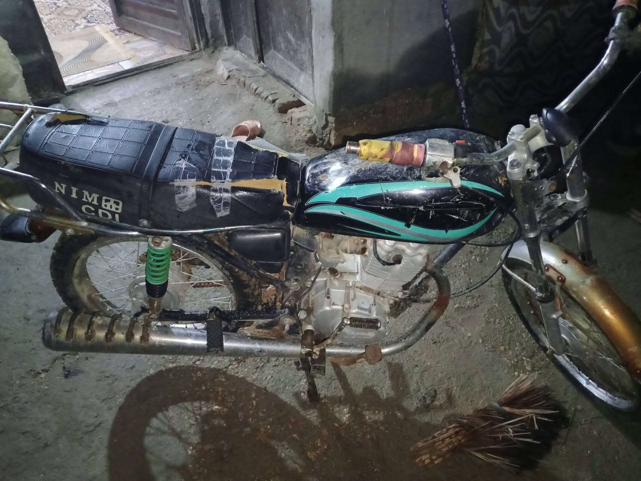 سلام عليكم دراجه البيع معوزه ترتيب يعني تانكي وكشن مكان طوريج خيرات سعر 250وبيه مجال قليل متواحد خاص وتساب الشراي يجي خاص ***********
