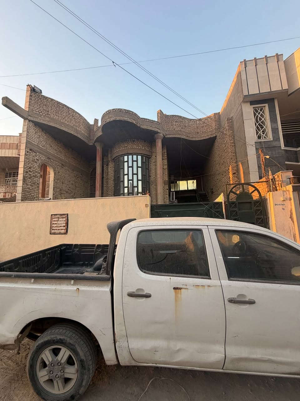 مشتمل طابق ثاني للايجار متكون من غرفة نون كبيره وصاله وحمام وصحيات عدد2للتواصل/***********
