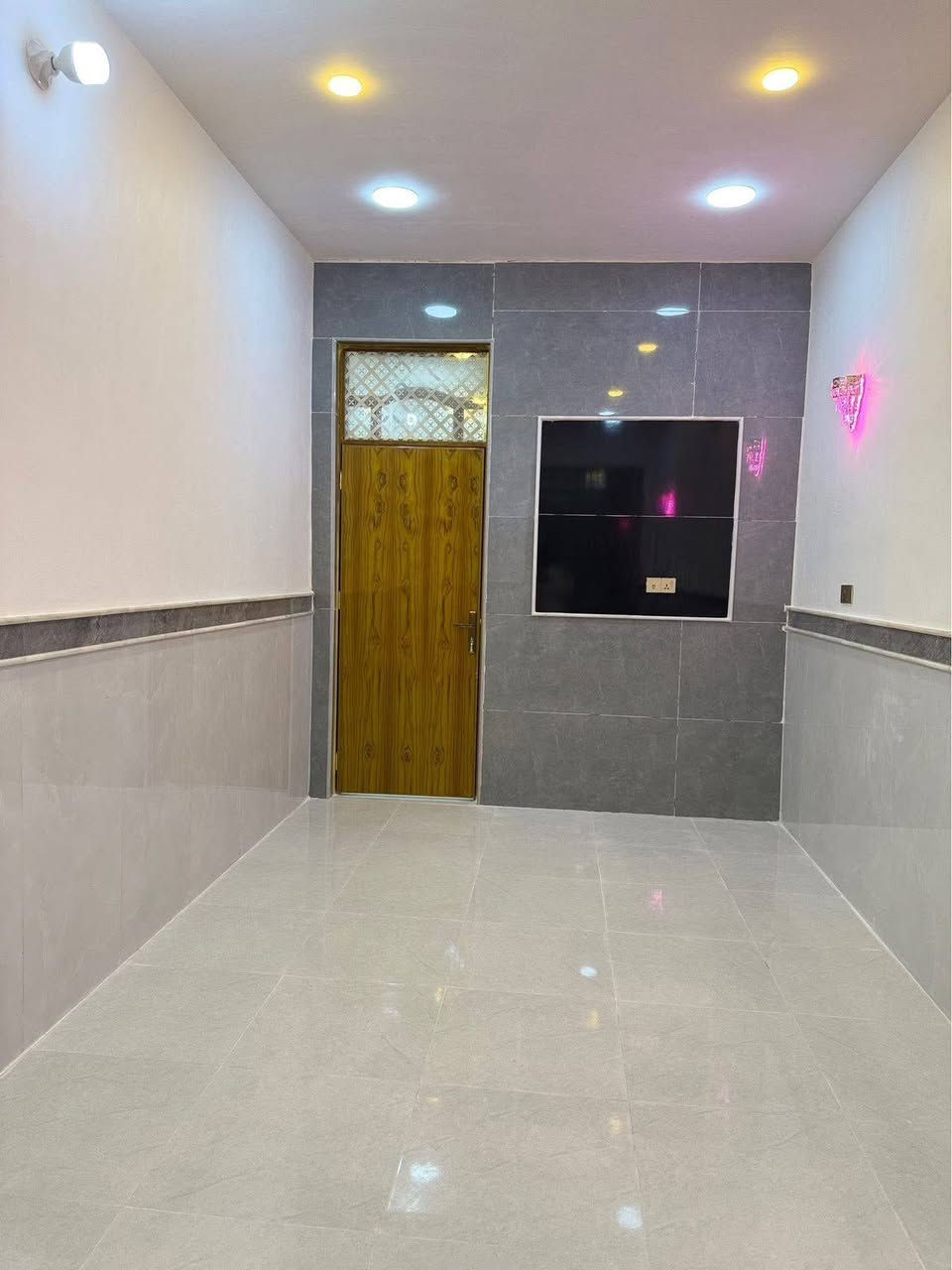 ﷽
🏡دار للبيـــــــــــــــــــــــــع   🏡 🟦المساحه 125متر 🟦

يتكون الدار🟦🟦🟦

من 🔷استقبال 🚧🔵مطبخ 🚧🔵صاله 🚧🔵غرفه نوم واحده 🚧🔵صحيات داخليه وخارجيه 🚧🔵

العنوان ✔️✔️مغربه قرب مدرسه الغزالي ✅❇️

للاستفسار مراسله الصفحه 

او الاتصال على هاذ الرقم  ☎️📞***********
