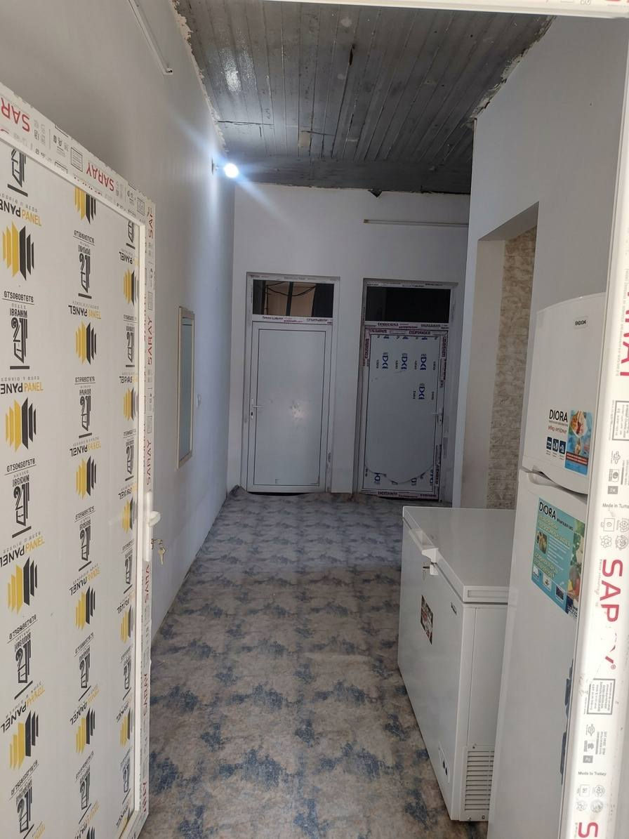 السلام عليكم بيت للبيع جيران مثنى الكشخات وطه اليوسف  مساحه 600 البيت خريطه رقم 1 السعر 42 مليون وبيها مجال ويرهم قسط اذا مقدمه زينه *********** 
البيت جاهز للسكن
