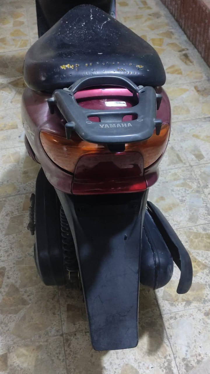 دراجه عصفوري لبيع
ناصريه مركز 
سعر ٣٥٠ الف بيها مجال قليل 
كهربائيات هندر سلف كلها شغاله مانقصها شي 
*********** استفسار
