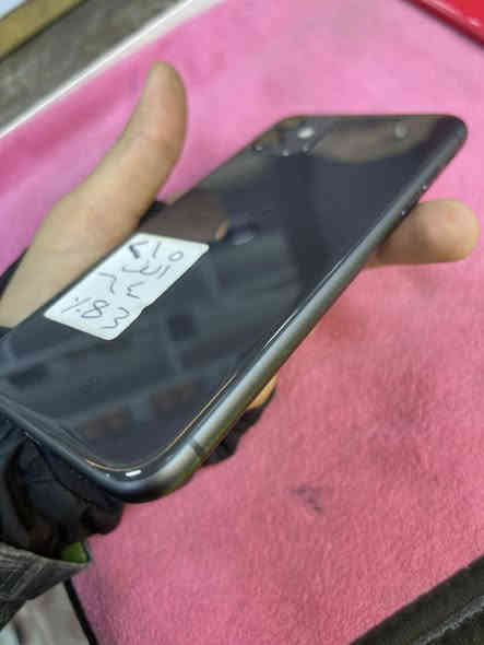 ايفون 11 كامرتين 64 كيكا بطاريه 83 عنوان كركوك سعر 215 عنوان كركوك***********
