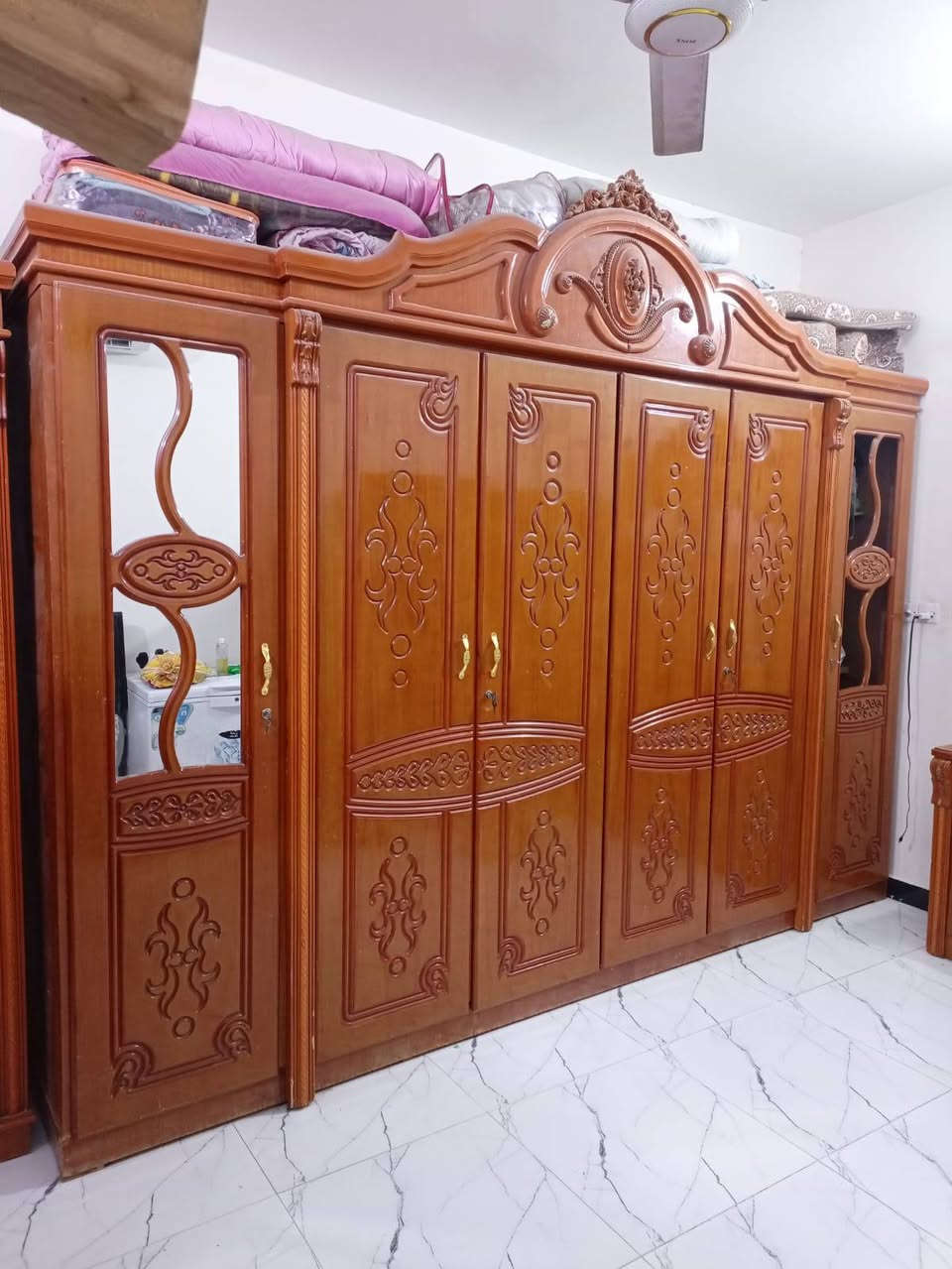 السلام عليكم غرفه اخشاب نظيفه للبيع السعر 550 ناصريه مركز ***********
