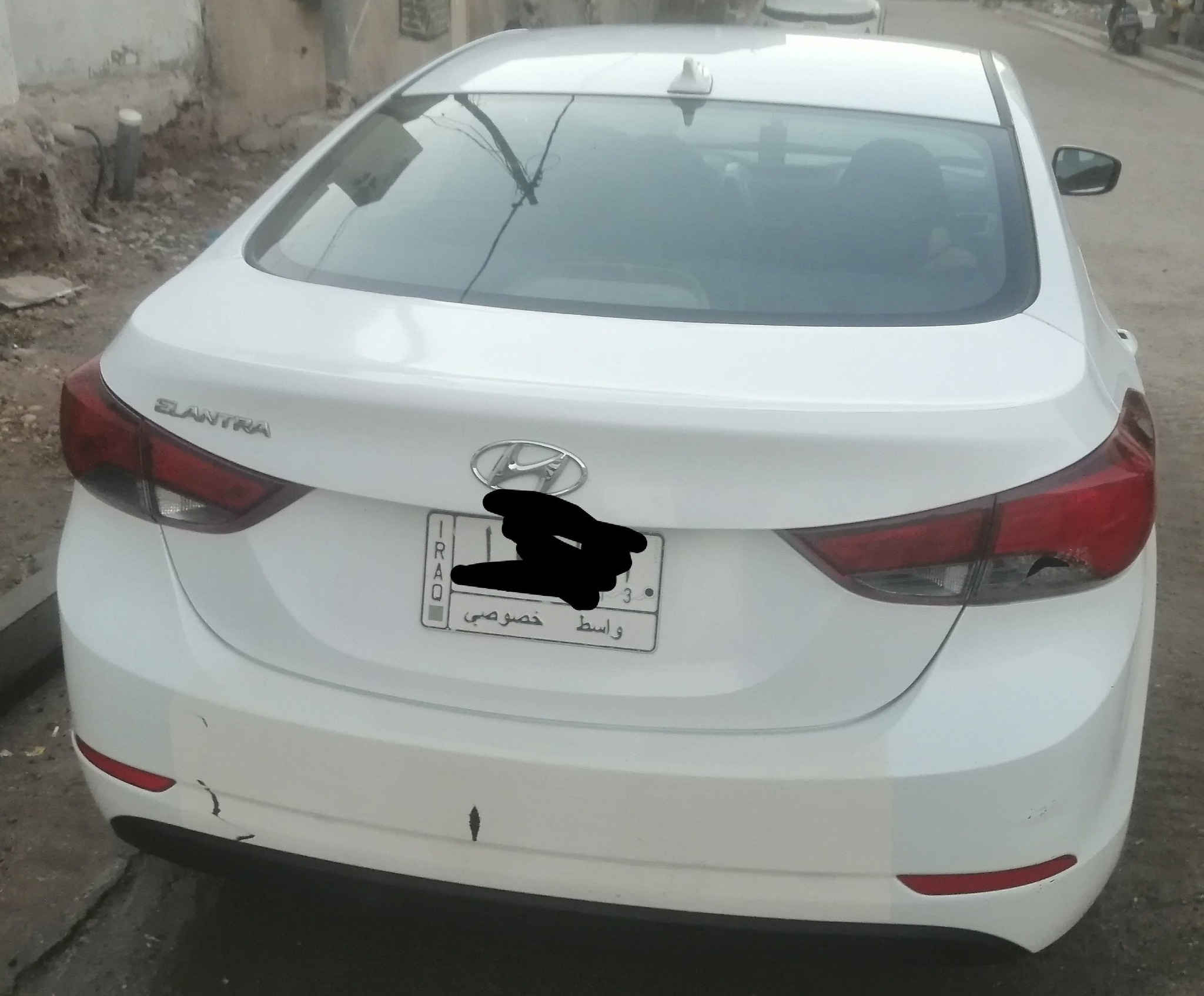 النترا ١٦ أمريكي واسط بس بنيد مبدل بدون ايرباك سعر ١١٥ وبيه مجال.... (***********)
