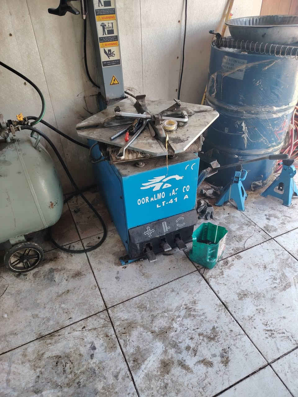 السلام عليكم اغراض للبيع مكان بغداد ***********
التواصل اتصال ما متواجد على الفيس
