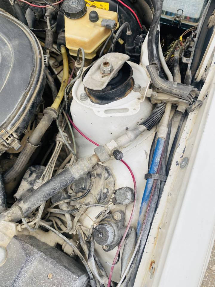 مارسدس 190 مديل 1989 اربعه سلندر عنكبوت
كهربائيات كله شغاله 
تبريد شغاله نقص وجه كمبريسر 
بيه صبق كم قطعه 
حداديه 80 بالميه 
غرفه نضيفه 
رقم أربيل بسمي سنويه لل 30 
السعر 48 وبيه مجال مكان سياره واسط 
***********
