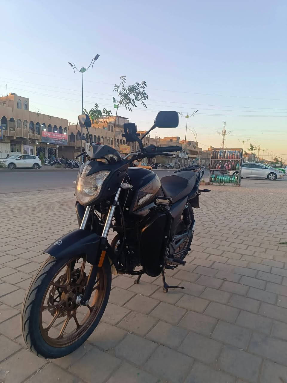 دراجة ار كي 200 2024
دراجة مكفولة وما ناقصها اي شي 
مرقم اربيل لوحات وسنوية 
مكينة ما مفتوحة 
سعرها مليونين وبيها مجال
عنوانها بالمدينة 
***********

