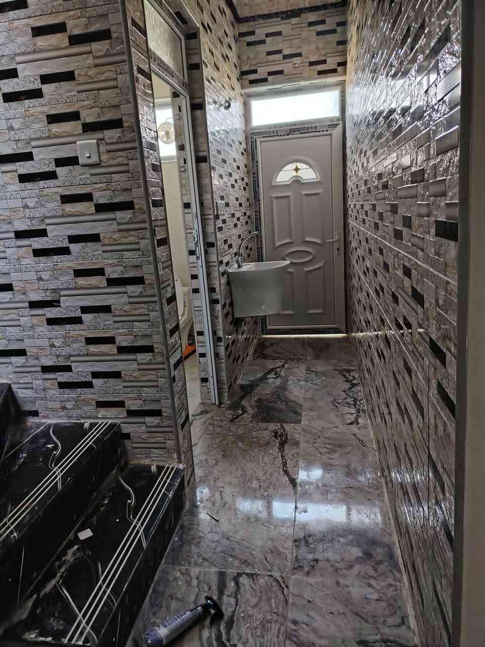 البيت للبيع مزارع زيونه جمعية شمس نينوى مقاطعه ٧٩ مساحه ١٠٢ واجهة ٦ والعمق ١٧طابق واحد بيت ستقبال ومطبخ وهول وغرفة نوم صحيات وبيتونه تجاه قروب بل بيدي زيرو كرات بلديه تحول جمعية استفسار تصل على الرقم *********** كورك *********** مورسلت الصفحه
