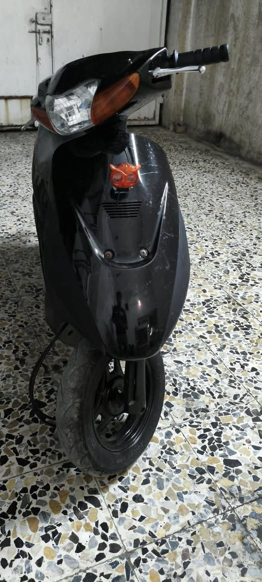 سلام عليكم دراجه ساسوكي أوراق مكفوله نظيفه جدا  للبيع السعر 350 بيه مجال قليل شراي يتصل على الرقم *********** أو على الخاص

