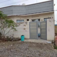 دار للبيع مساحه ١٤٠ متر تفاصيل البيت غرفتين ومطبخ واستقبال مع الملحقات...