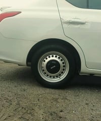 كبات نيسان • مستخدمات • بصرة