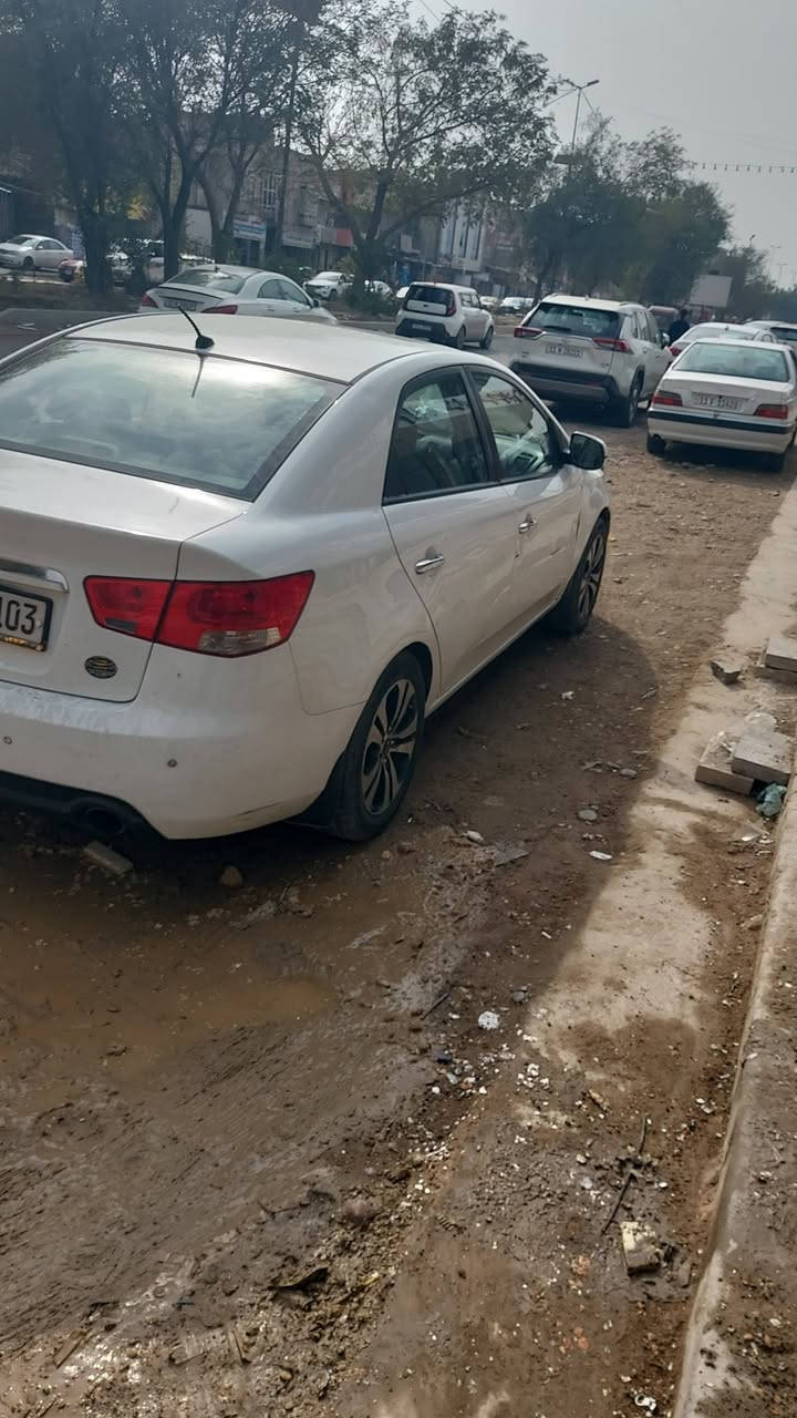 سياره البيع مديل ٢٠١٣ فول موصافات وراد خليجي بيه جملخ صبخ بيه ملحضات شوي اكفلك محراك وكيرار هاذ رقم  *********** سعر ٩٠ وبه مجل  مكن الشعب
