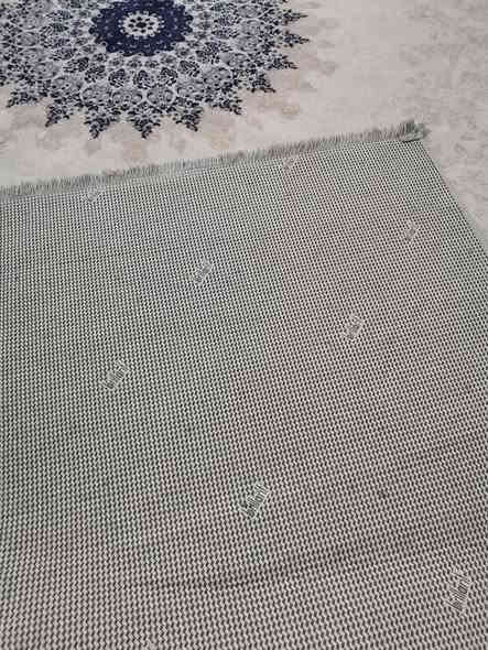 فرشة برلند قياس ٣ ب ٤ بدون عيب نضيفة مغسولة الشراي يتصل *********** أربيل
