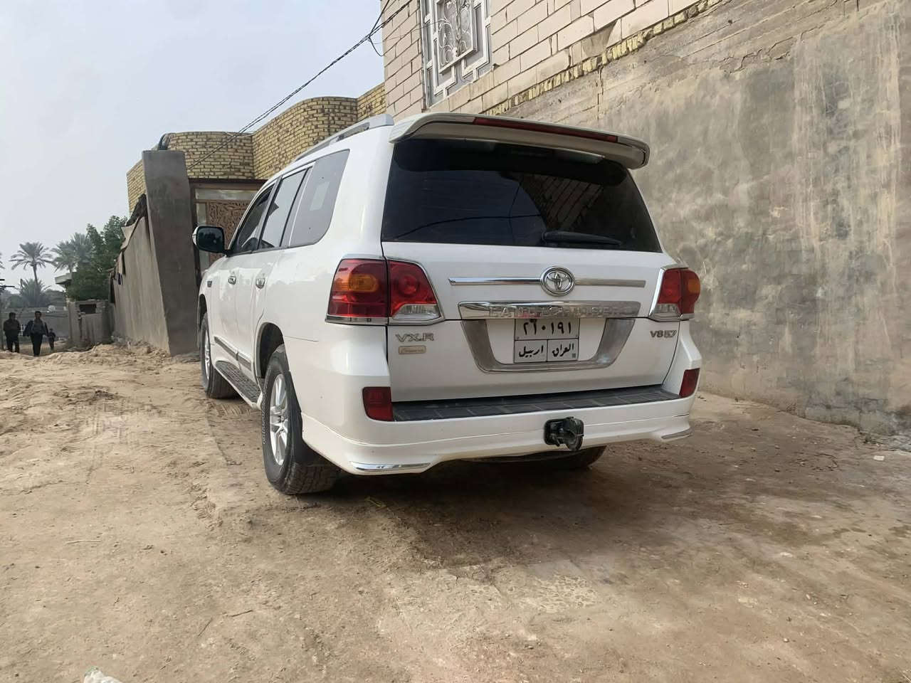 سلام عليكم لاندكروز جكسار   لل بيع أو مراوس مكينه ثمانيه سلندر سياره مكفوله كفاله عامه موديل 9 ومعروفه موصفاتها

علمن سياره بيها درع بل قماره فقط 

السعر 255 وبيها مجال مداور ثاني يوم 

ترهم مراوس ***********
