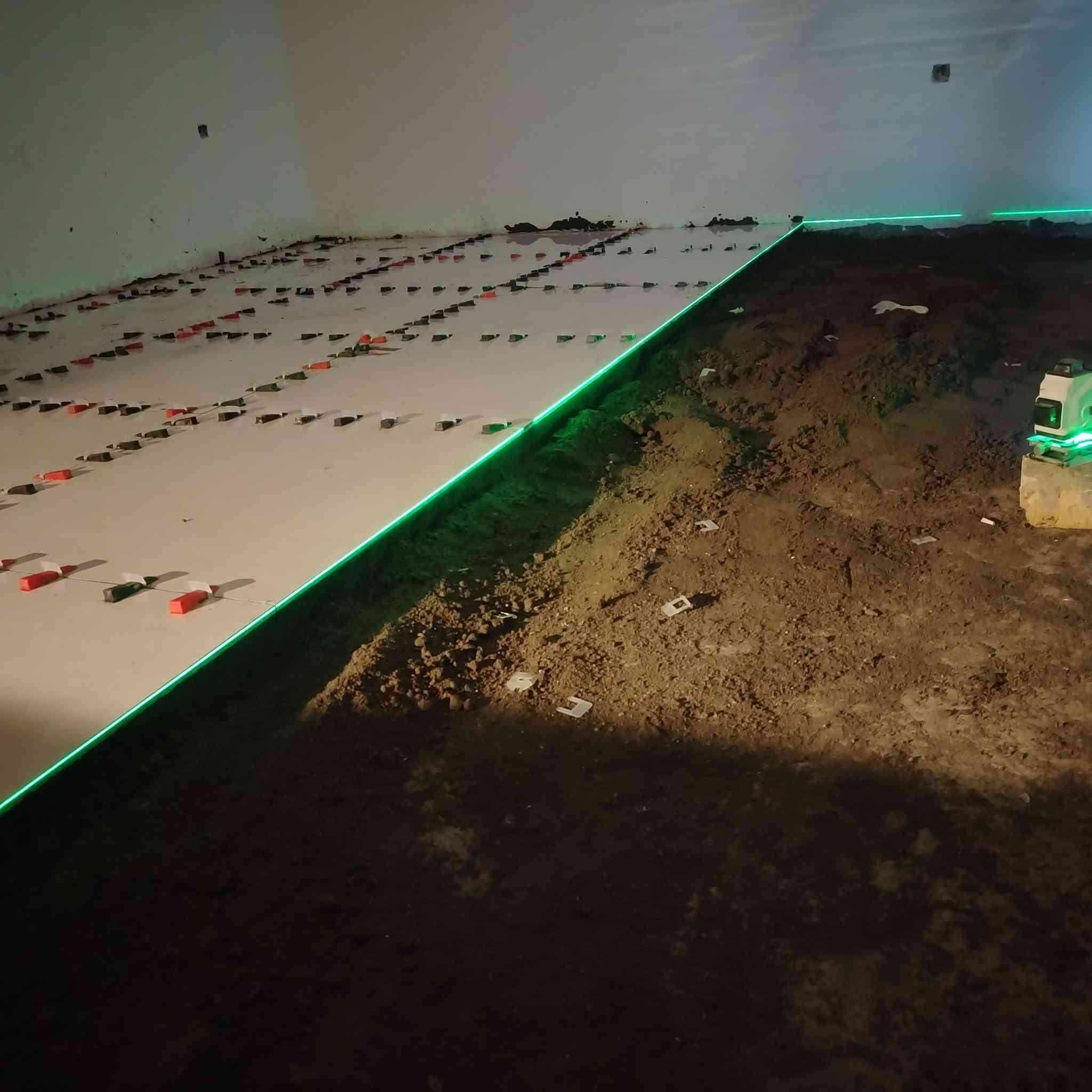 كادر مصري لجميع اعمال البرسلين والمرمر وشغل قبان ليزر ومرتب خبرني وتدلل داخل البصره 
***********
