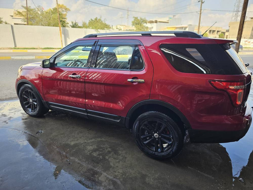 السلام عليكم
Ford Explorer 2012
فورد اكسبلورر 2012 نظيفه جدا 
رقم (اربيل)ب اسمي 
رقم و سنويه 
مكينه 6 سلندر 3.5
اللون مميز
ملاحظه''
_ محرك جديد.. مابيها اي نقص..
مواصفات فول بدون فتحه.....
رمز سري بالباب 
لايتات و كشافات led بلادي
حساسات أمامي خلفي
كاميرا خلفيه
شاشه كبيره بلادي
نظام الأوامر الصوتيه 
شاشتين عدادات بلادي
تحكم ستيرن كامل
مثبت سرعة
مراي هيتر
أشاير مري
كشنات اماميه كهرباء
كشنات جلد
7 راكب
تبريد ثلج 3 قطع 
صبغ..فقد جملغ و ربع باب 
بدون دواخل بدون ايرباك بدون ضربه
لاستفسار او اي سؤال اتصل على رقم 
***********
للسعر 145 وبيها مجال كركوك, العراق
