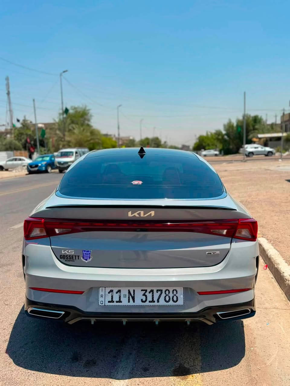 🔥 للبيع كيا K5 GT-Line
موديل ((23))  🔥

📍 رقم بغداد 📍 الممشى:(( 59 ))فقط 📍 لون أسمنتي مميز 📍 دفع امامي  (AWD)

المواصفات: 
✅ تشغيل عن بعد 
✅ دخول ذكي وترحيب 
✅ تنبيه اصطدام أمامي 
✅ تنبيه مغادرة المسار 
✅ كاميرا خلفية 
✅ شاحن وايرلس 
✅ منافذ USB 
✅ مانع انزلاق 
✅ مقاعد جلد  
✅ جام أوتو 
✅ نظام مراقبة ضغط الإطارات (TPMS) 
✅ شاشة تدعم Apple CarPlay و Android Auto 
✅ مصابيح LED 
✅ 5 وضعيات قيادة: SPORT / CUSTOM SNOW / SMART / NORMAL

🔹 السيارة ليبل واحد حادثهه 
بنيد شبرين ومصبوغ كله 
وباب وره السايق مبدل اصلي 
وبل عراق جاملغ خلفي شبرين صبغ فقط بدون يرباك السياره وبارد بل جاملغ 

سيارة نظيفة ومصروف عليهه 
رقم الهاتف 📱 
((***********))
((***********))
صور الحادث موجودة بل منشور

السعر. ((185)) وبيهه مجال بسيط مكاني بغداد البنوك قرب جسر الجديد
