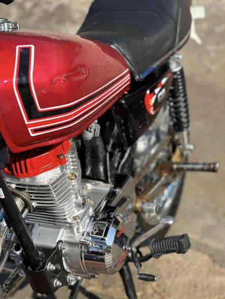 سلام عليكم شباب دراجه للبيع بدون تعمير جديد نضافه فول
السعر ٨٠٠ وبيهة مجال قليل الموشراي لا يتعبني نتصال🫲***********📞
