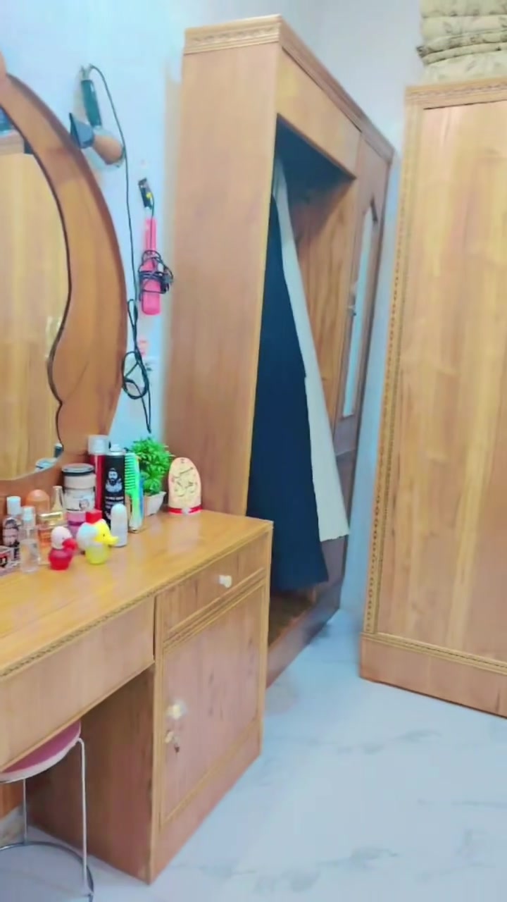 غرفه للبيع ٣٥٠ للاستفسار ***********
