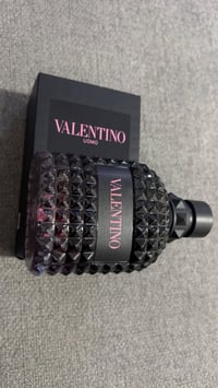 فلنتينو بورن روما • أصلي ١٠٠٪ • مرشوش ٥ رشات