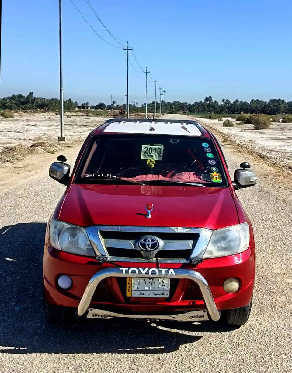 السلام عليكم
بيكم كنو وجه فلاونزه موديل 2013 رقم قادسيه سنويه مجدده مشروع وطني 
سياره مكفولة  من ضربه وتبديل وخياس كفاله عامه
سياره جديده مال جناي
 كهربائيات شغاله جاهزه
كير محرك شرط السعر (47) وبيه مجال مكان السياره النجف 
الاتصال ‏‪0788 333 5306‬‏
