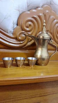 دلة رسلان • فناجين • بغداد