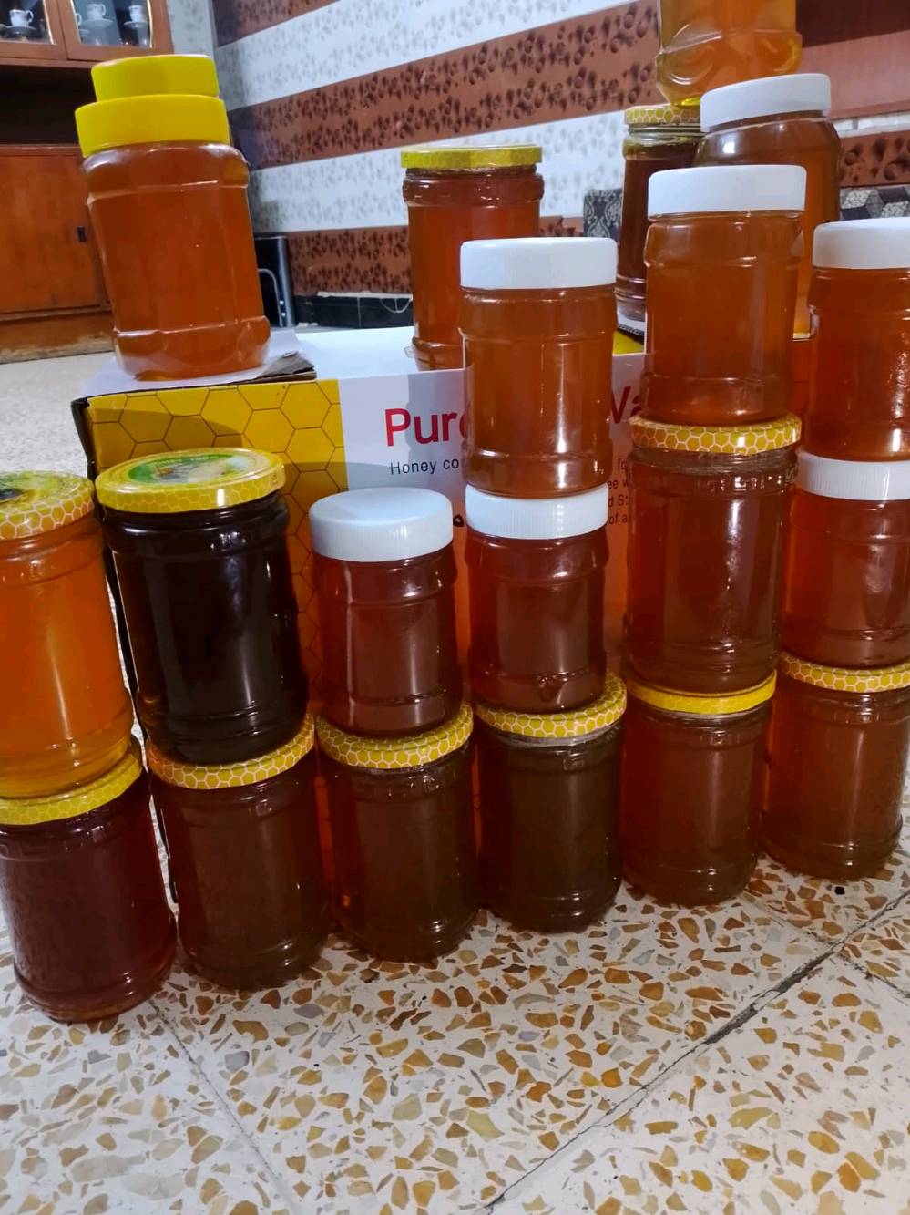 لدينا عسل طبيعي مال مناحلنا 
عسل كالبتوز و  عسل 🍯 حمضيات 
سعر الكيلو 45 الف 
كركوك حي عدن
***********