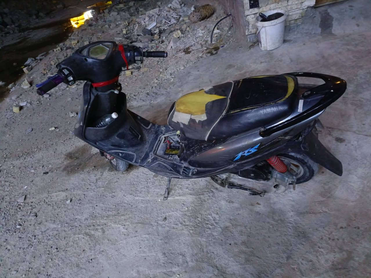 سلام عليكم ماكس عدله بيهه مكينه رمبه شويه كابريتر تعبان بس شغاله مكان حي العامل بغداد سعر 450      ***********.
