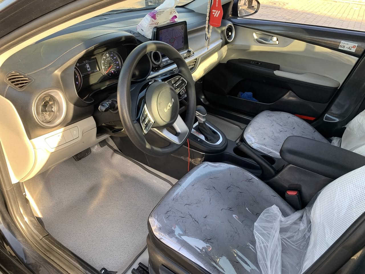 الصلاة على محمد والي محمد

كيا فورتي موديل 2023🔥للبيع 

السياره جديده جداا جداا واحلى من الصور ضررها بسيط ( صبغ البنيد نفسه ) 
 
🔥🔥

مواصفاات السياره

💥شاشه حجم كبير + كامره دواره رادار امامي اوتو بريك

💥نضام تحديد مسار للسياقه الالكترونيه

💥تحكم استيرن كل الجهات

💥انظمه قياده / سبورت / نورمال / سمارت

💥بلوتوث + واي فاي

💥مانع انزلاق + كروز سرعة

💥محرك 2000 دوووووش

💥رادار جانبي +رادار امامي

💥توقف ذاتي

وبعد بيه مواصفات

السياره جديده جدا اي نقص مابيها تجي تشوف سياره وماقصر وياك مكاني بغداد للاستفسار

 سعر140 وبيها مجال.     

راسلني ودزلك تفاصيل سيارة

واتساب ***********
