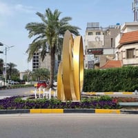 بناية تجاري  بوارد لا يقل عن ٢٢ الف دولار شهري  من ٧ طوابق قاعات فلات ...