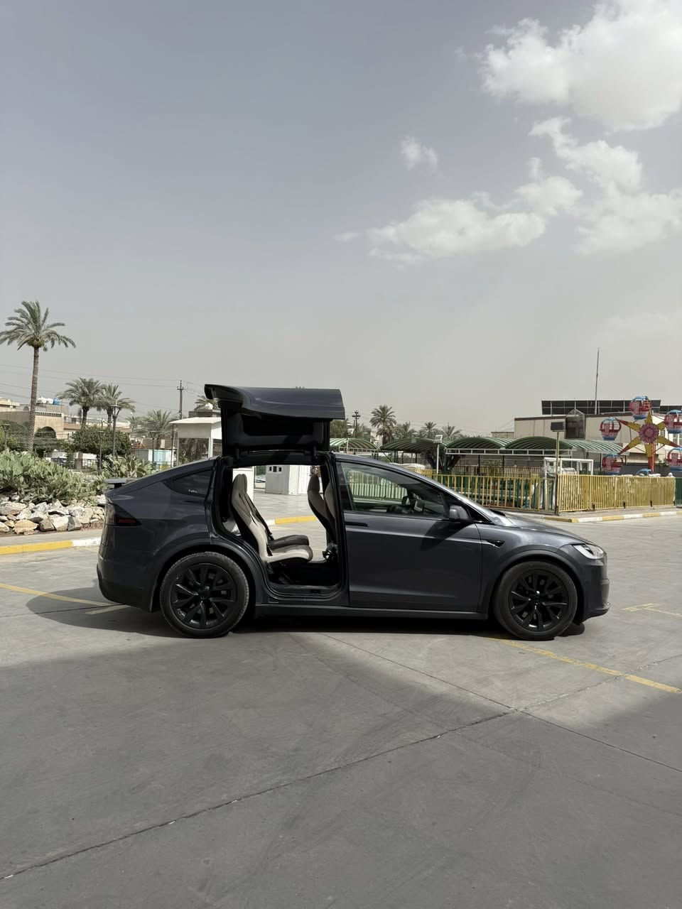 للبيع تيسلا  Tesla X Plaid او مراوس 
 موديل x  2023 الشكل الجديد 
اعلى صنف ٦ مقاعد
1020 حصان اعلى صنف
تقطع مسافة بالشحنة الواحدة اكثر من 600km
غرفة لون Off white مميزة جدا 
ويل قياس 22 انج
سقف كامل بانوراما
نظام صوتي 22 سماعه 1000 وات خيالي
ستيرنج Yoke
MCU3
معالج AMD قوي جدا بشغل GTA V واي لعبه من Steam على شاشات السياره
كاميرات 360 درجة 
اخر اصدار من كراسي التيسلا
 نظام التعليق هيدروليك Raven
شاشة خلفية كامل التحكم 
شاحن لاسلكي عدد 4 2 امامي و 2 خلفي 
لايتات اماميه ليد ادابتف 
كراسي حامي بارد امامي خلفي 
نظام الاوتوبايلوت 3.0 FSD السائق الآلي 
أبواب كهربائية امامية وخلفية مع خاصية الفتح التلقائي 
تحكم كامل بالسيارة عن طريق التلفون
واضافات عديدة اكثر بكثير مما ذكر 
مرقمة جاهزة

📍موقعنا بغداد حي الجامعة 

خاص ❤️‍🔥


**إذا كنت صاحب هذا الإعلان وتريد حذفه لأي سبب، رجاءا أرسل رسالة إلى الدعم الفني**