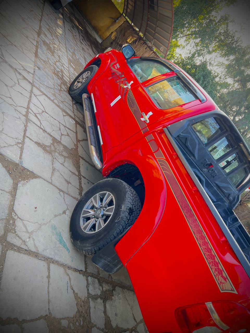 السلام عليكم للبيع بيكم هايلوكس موديل 2013 فورويل كير عادي
مكفوله كفاله عامه رقم قادسيه
مكان السياره الديوانيه
لاتصال ***********
